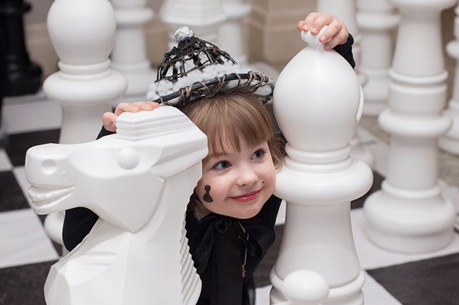 Прическа как у шахматной королевы